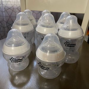 Baby bottles tommee tippee